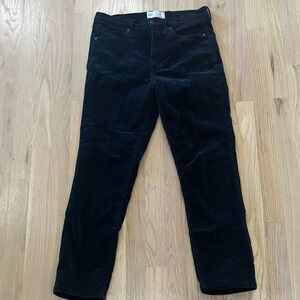 Gap black velvet crop pants size 28 vintage slim high rise